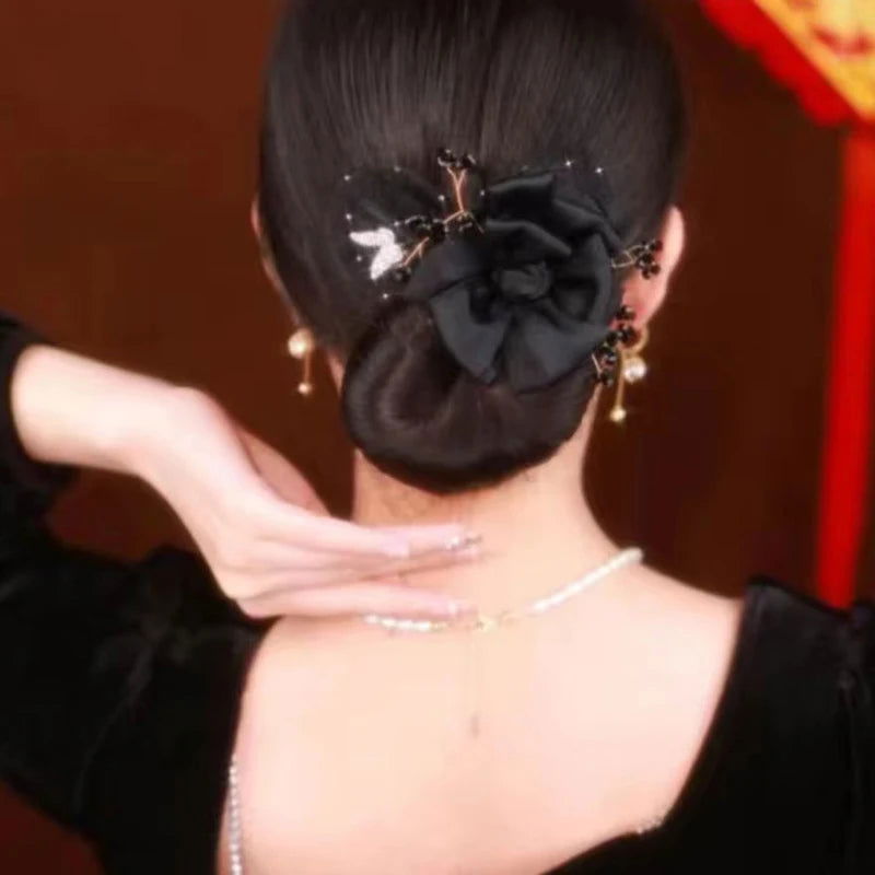 (৩টি কালারের কম্বো)৩৫০ টাকা ডিসকাউন্ট Green Rose Invisible Hair Coiler Lazy People Hairpin - China To BD Web